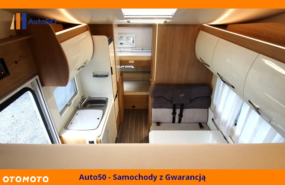 Ford Caravans International Horon 71 - 33