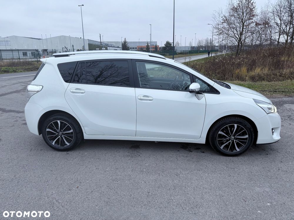 Toyota Verso 1.8 Premium 7os MS - 13