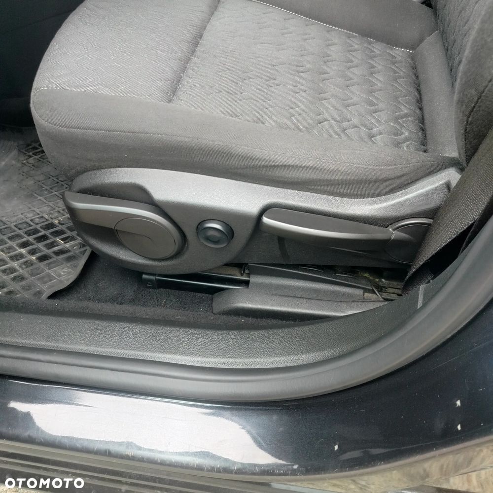 Opel Astra - 13