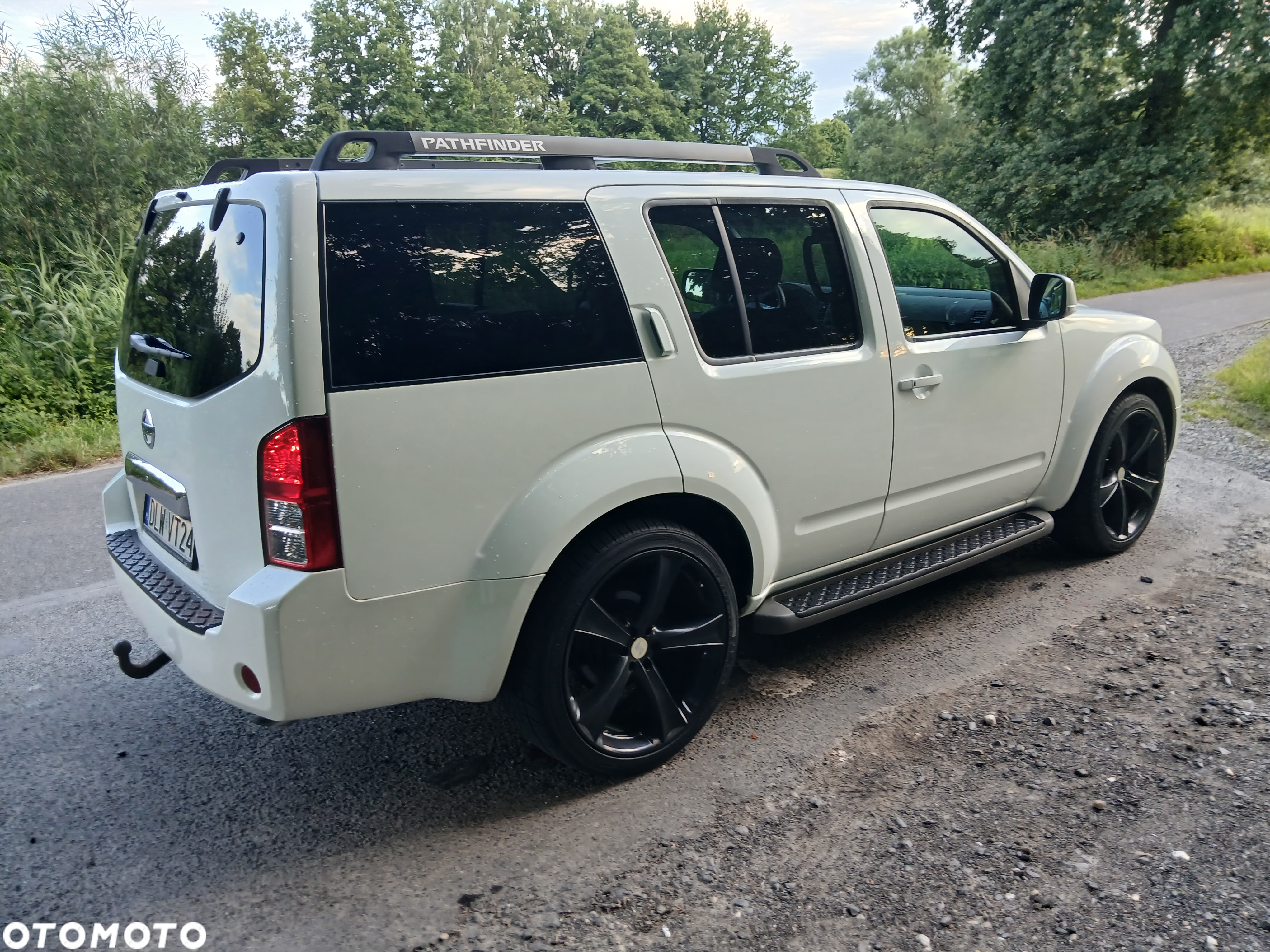 Nissan Pathfinder 2.5 dCi Platinum - 13