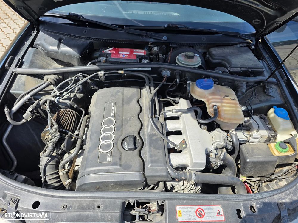 Audi A4 1.8 Turbo Sport EC - 15