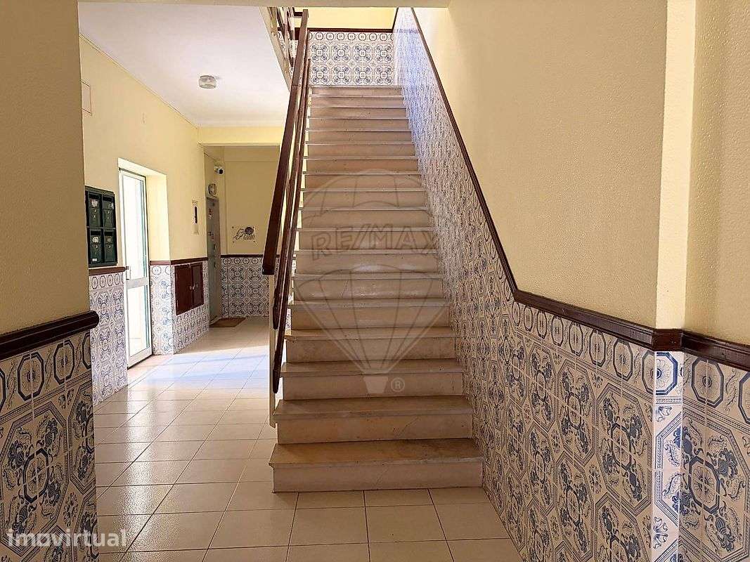 Apartamento T2 para arrendamento - Grande imagem: 2/14