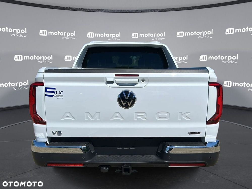 Volkswagen Amarok - 8