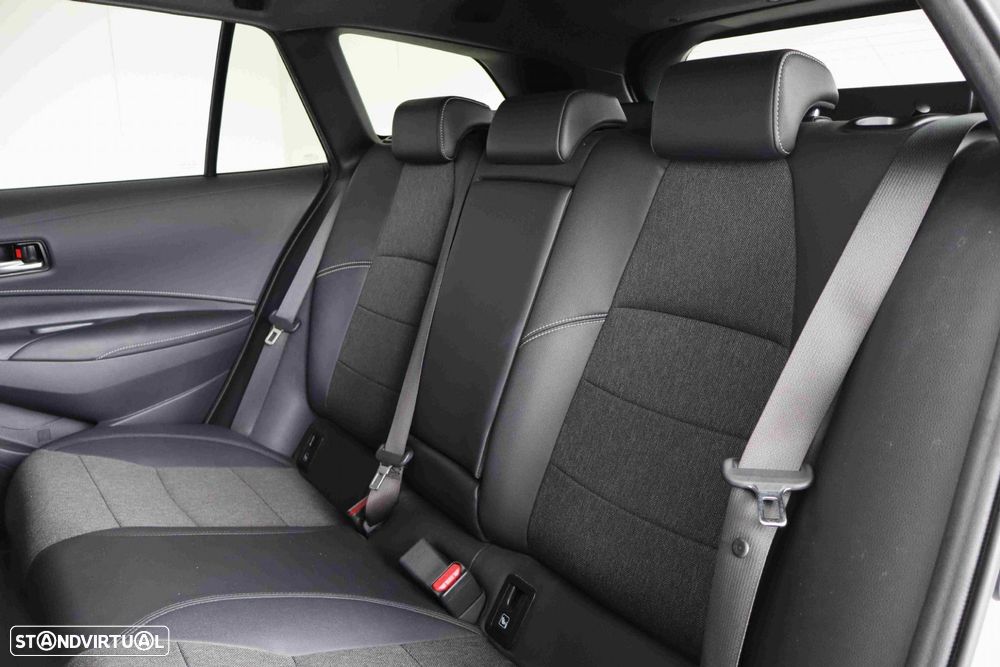 Toyota Corolla Touring Sports 1.8 Hybrid Comfort+P.Sport - 39