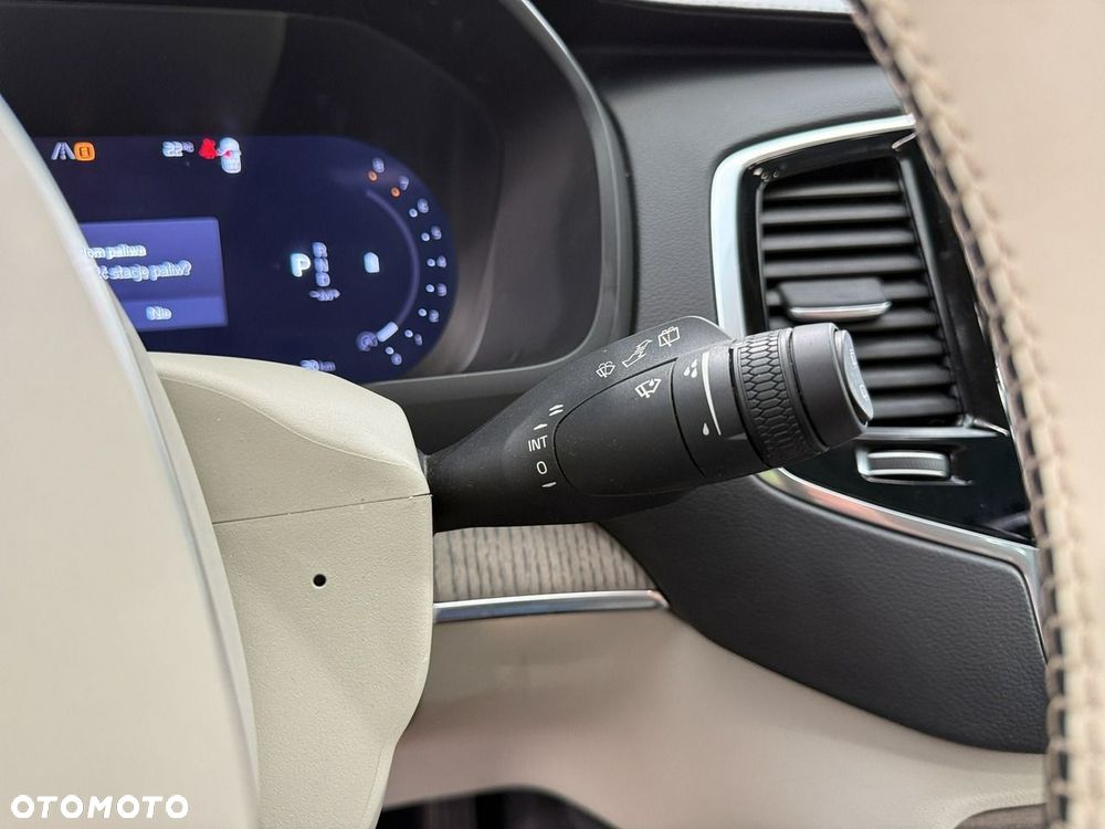 Volvo XC 90 - 29