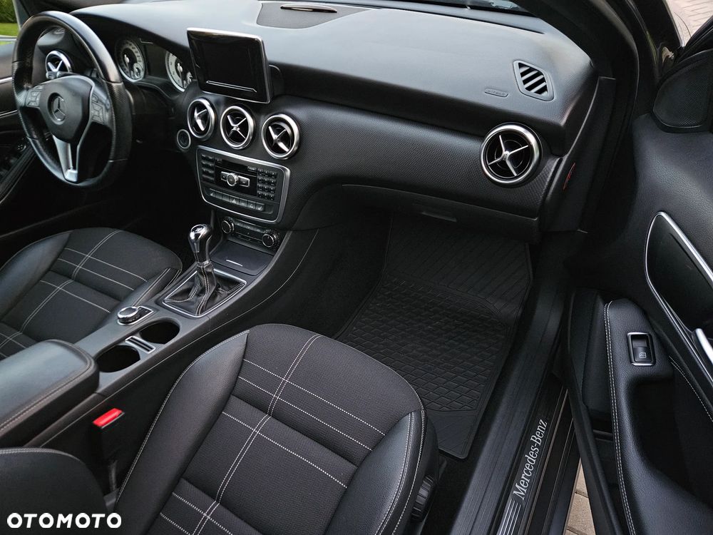 Mercedes-Benz Klasa A 200 (BlueEFFICIENCY) Urban - 25