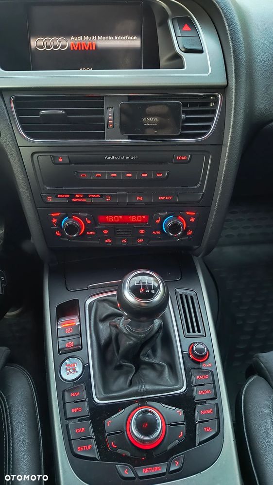 Audi A4 Limousine 3.2 FSI Quattro - 10