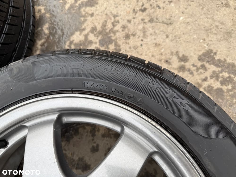 Felgi 16' koła Toyota Prius II 5x100 16x6J ET45 centr 54,1 OE - 8