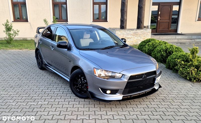 Mitsubishi Lancer 1.6 Invite - 26