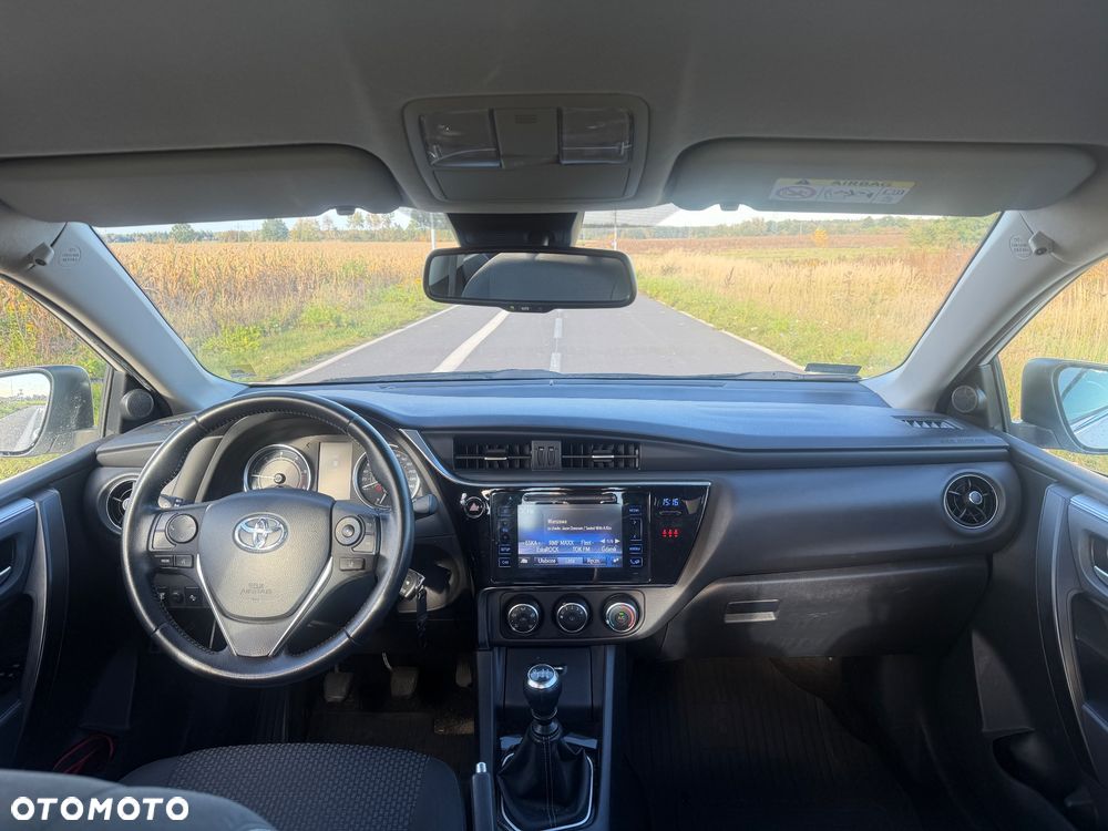 Toyota Corolla 1.4 D-4D Active - 6