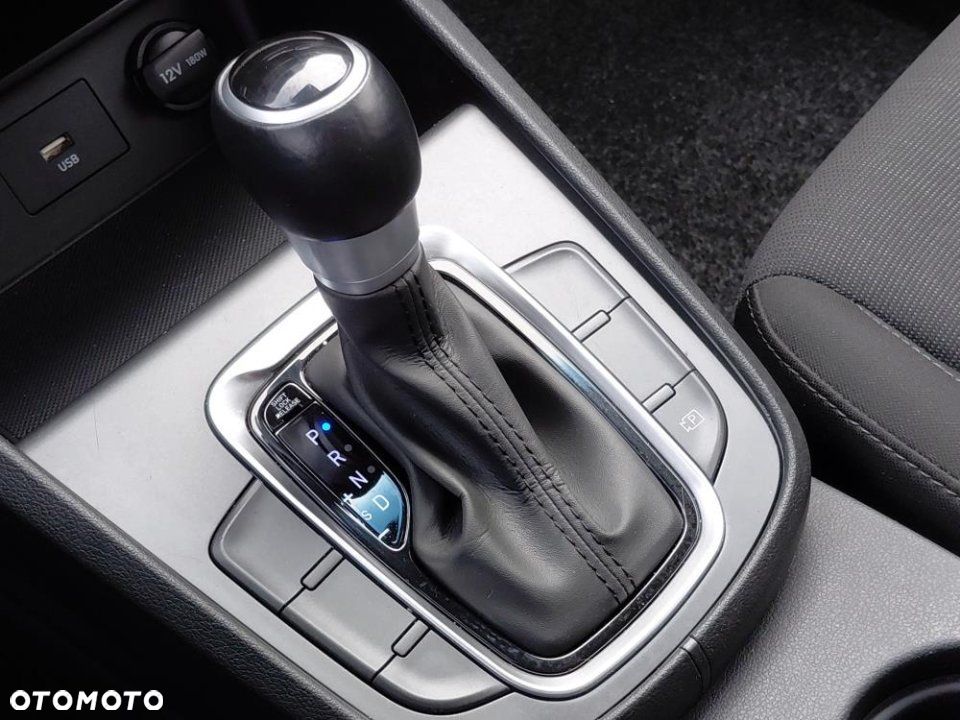 Hyundai Kona - 17