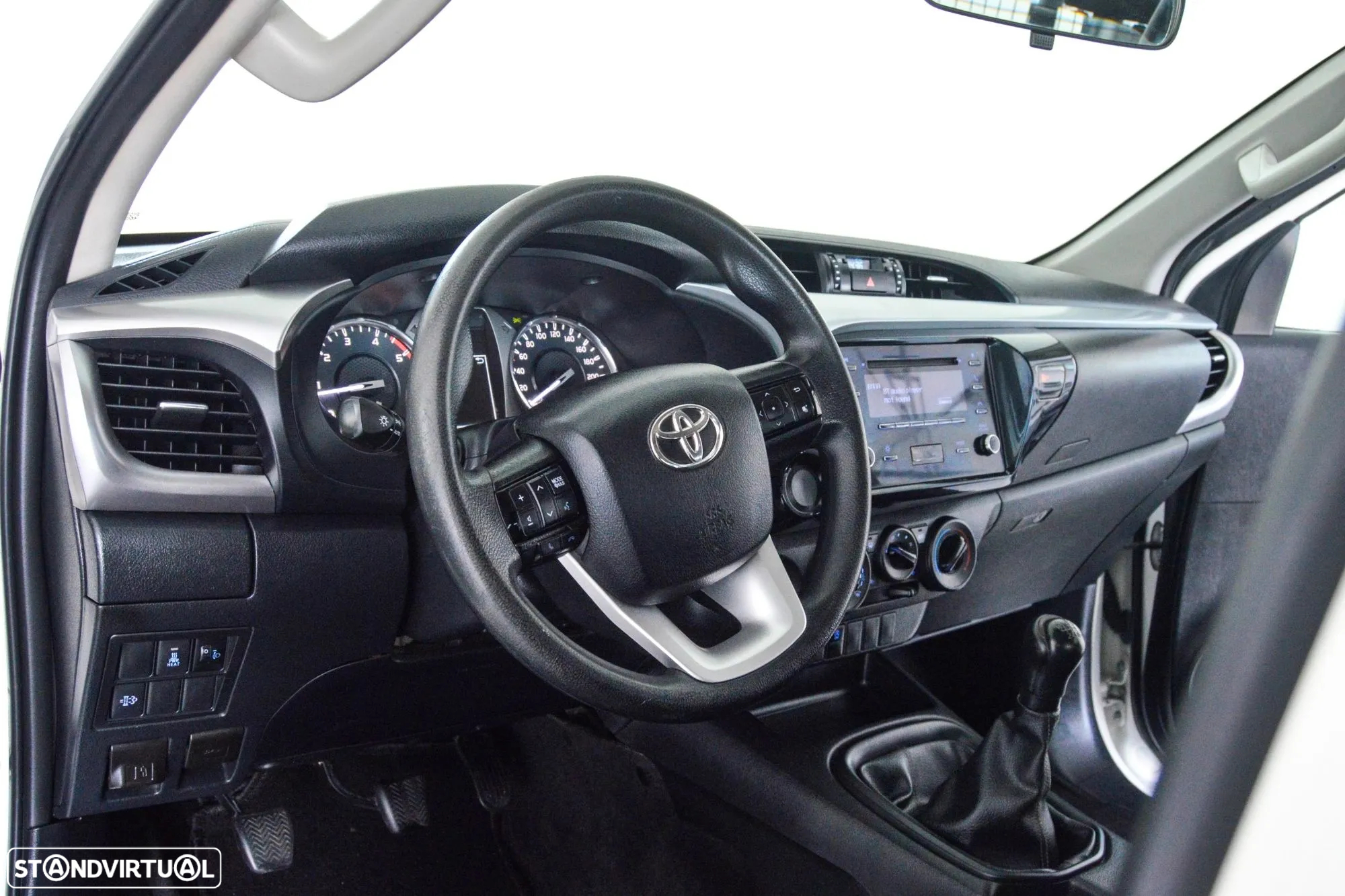 Toyota Hilux 2.4 D-4D 2WD CD CM - 5