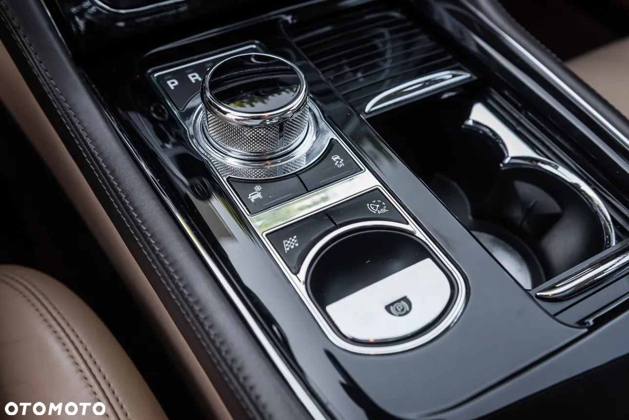 Jaguar XJ 3.0 T AWD Premium Luxury - 30