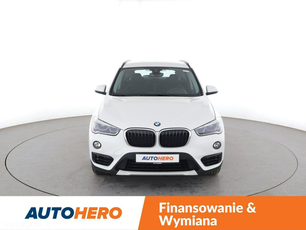 BMW X1 sDrive18d Sport Line - 11