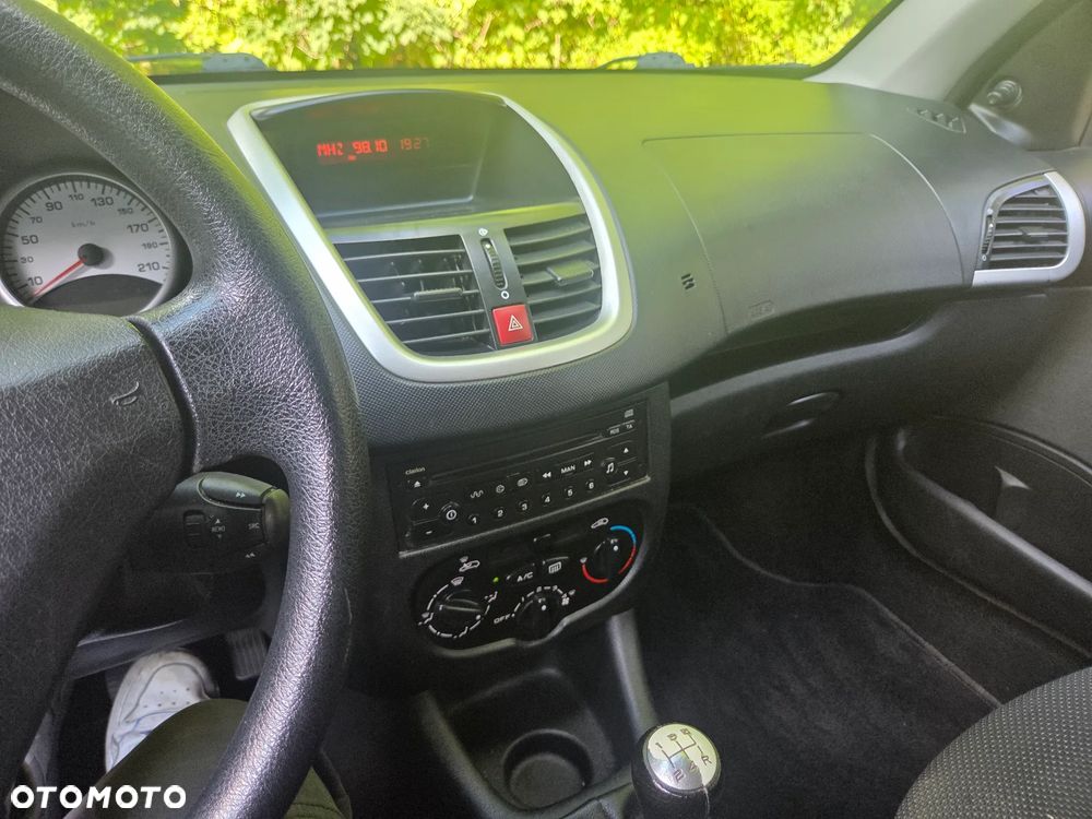 Peugeot 206 1.4 Trendy - 11