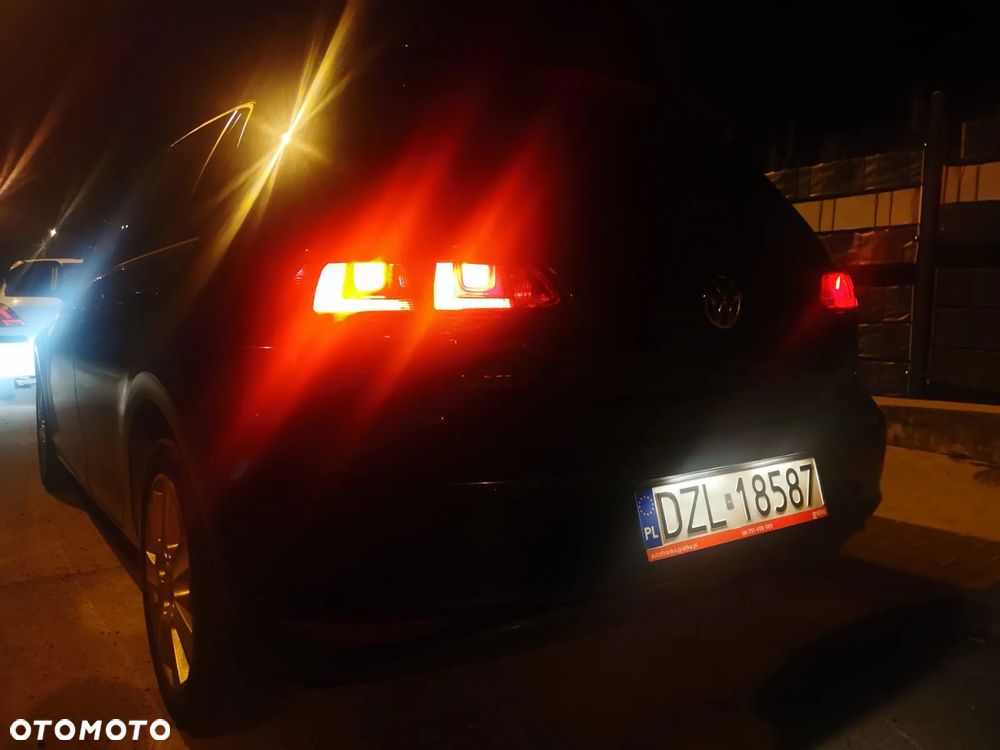 Volkswagen Golf - 11