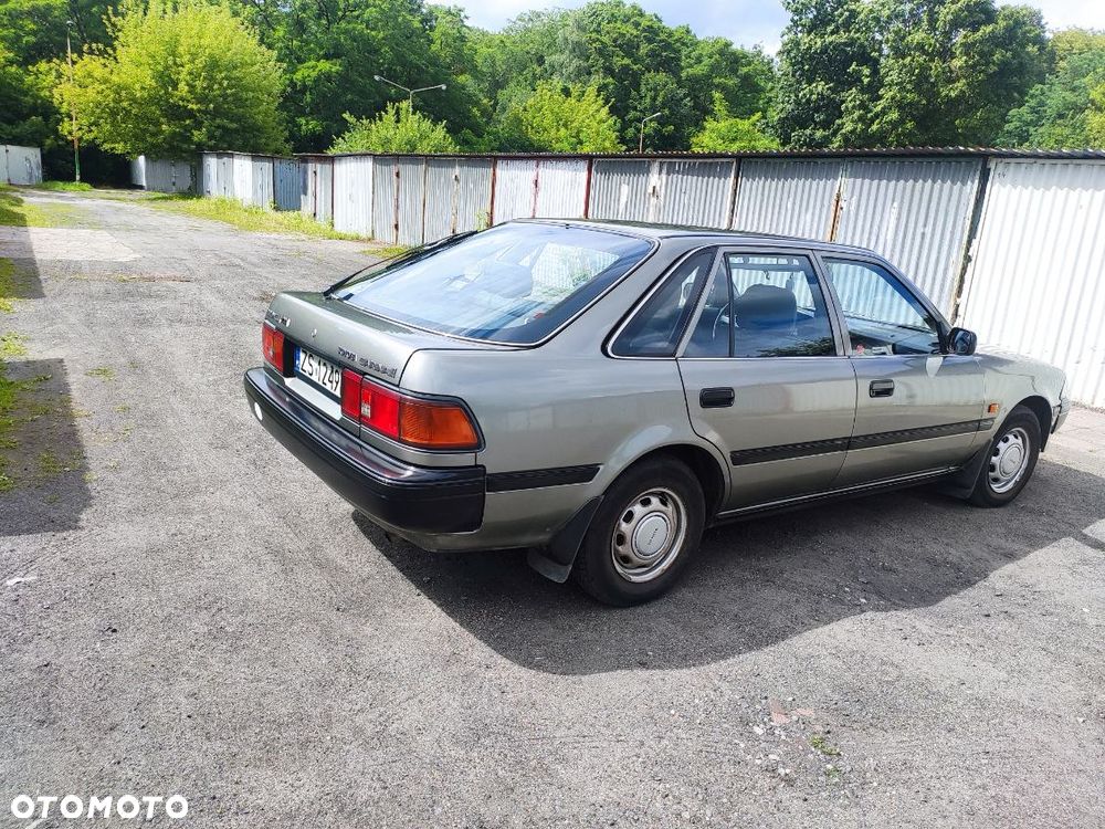 Toyota Carina 2.0 D XL - 3