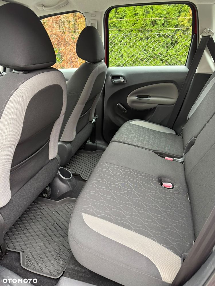 Citroën C3 Picasso 1.4i Attraction - 17