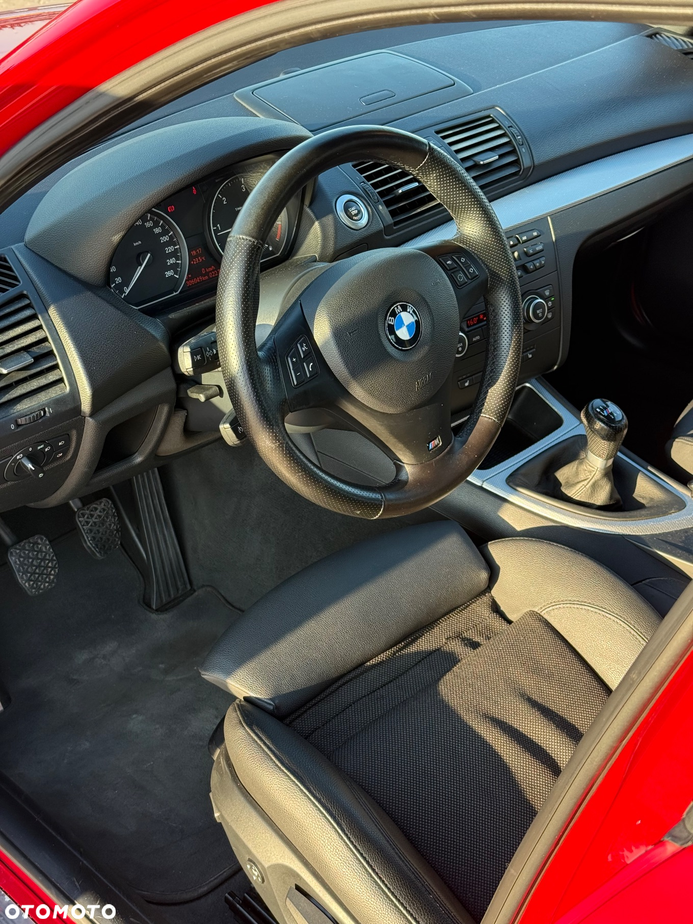 BMW Seria 1 123d - 15