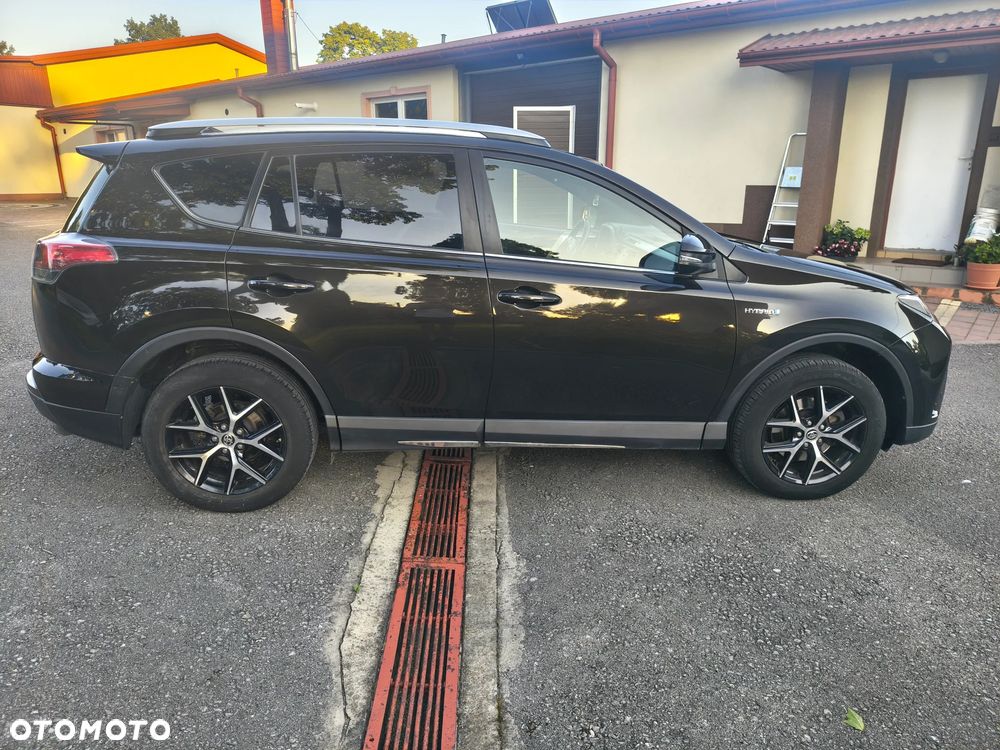 Toyota RAV4 Hybrid Premium 4x4 - 7