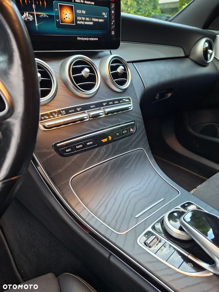 Mercedes-Benz Klasa C 200 4MATIC 9G-TRONIC - 13