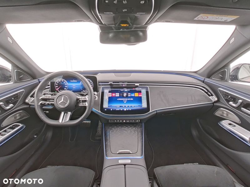 Mercedes-Benz Klasa E 300 de PHEV 4-Matic AMG 9G-Tronic - 7