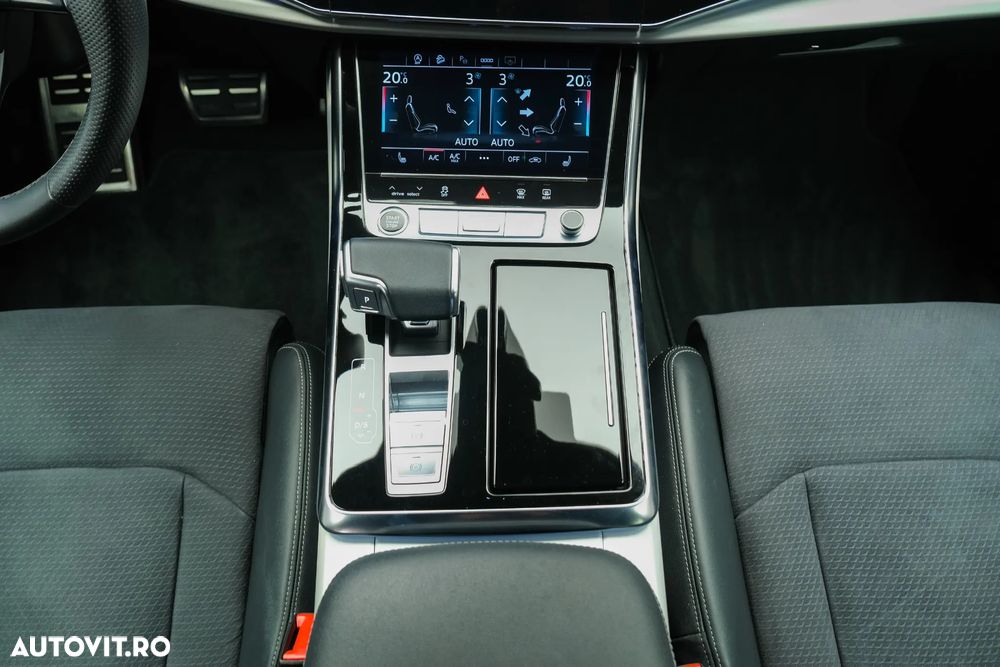 Audi Q8 55 TFSI quattro Tiptronic MHEV - 30