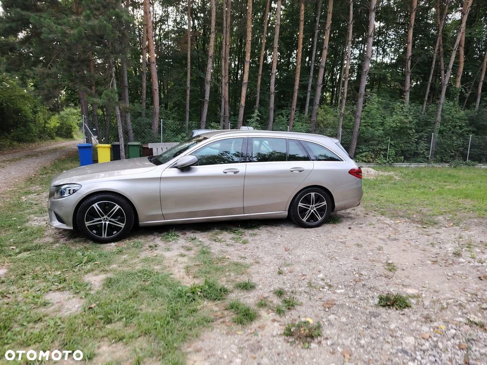 Mercedes-Benz Klasa C 200 d 9G-TRONIC Avantgarde - 16
