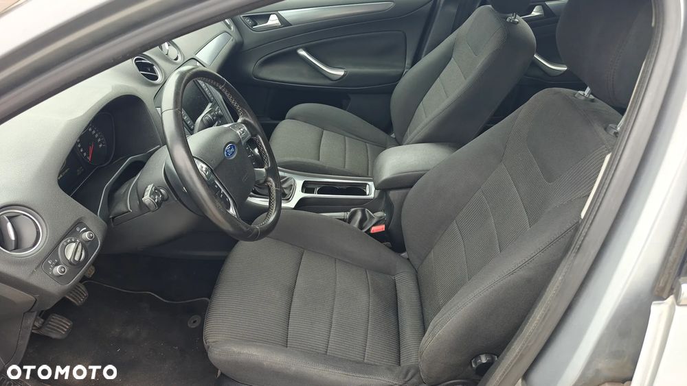 Ford Mondeo 1.6 Eco Boost Start-Stopp Titanium - 16