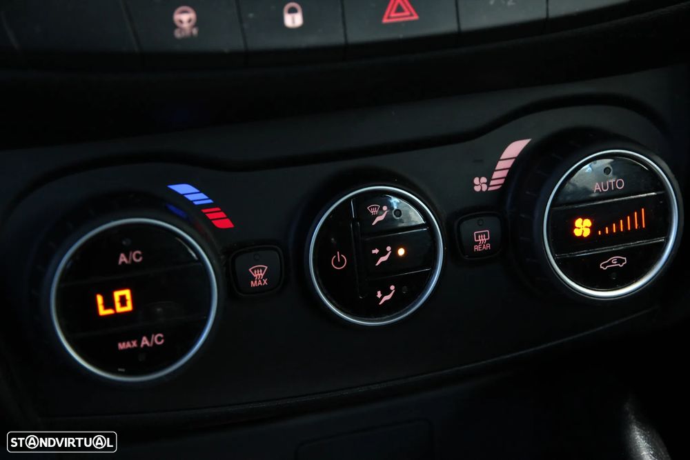 Fiat Tipo 1.3 M-Jet Lounge J17 - 19