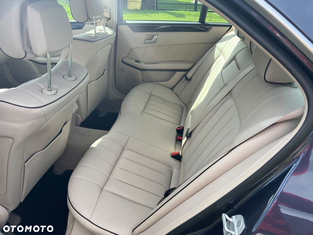 Mercedes-Benz Klasa E 400 7G-TRONIC Avantgarde - 20