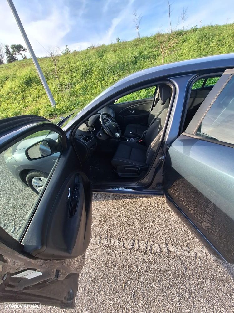 Renault Mégane 1.5 dCi Limited SS - 6