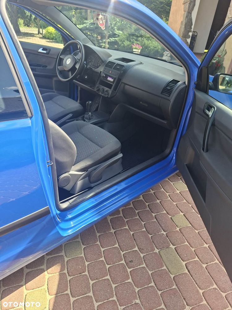 Volkswagen Polo - 13