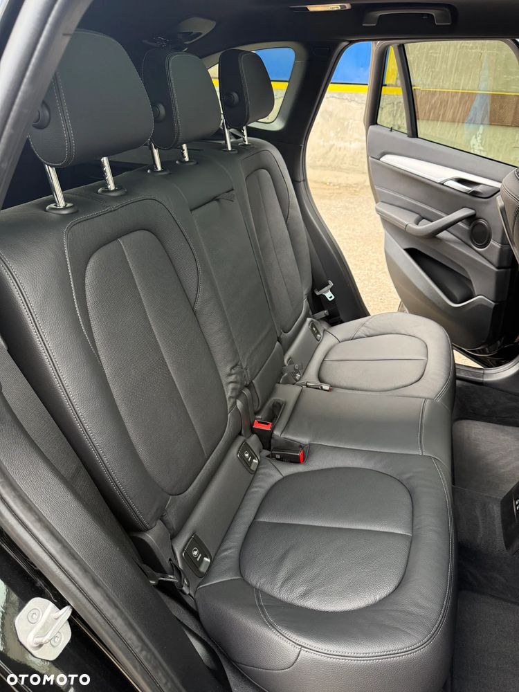 BMW X1 xDrive25i xLine sport - 26