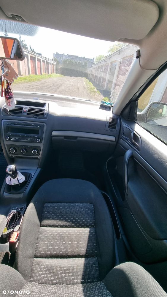 Skoda Octavia 1.6 Mint - 17
