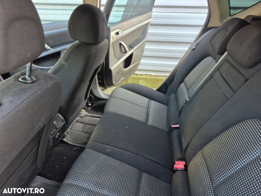 Peugeot 407 HDi 135 Automatik Premium - 40