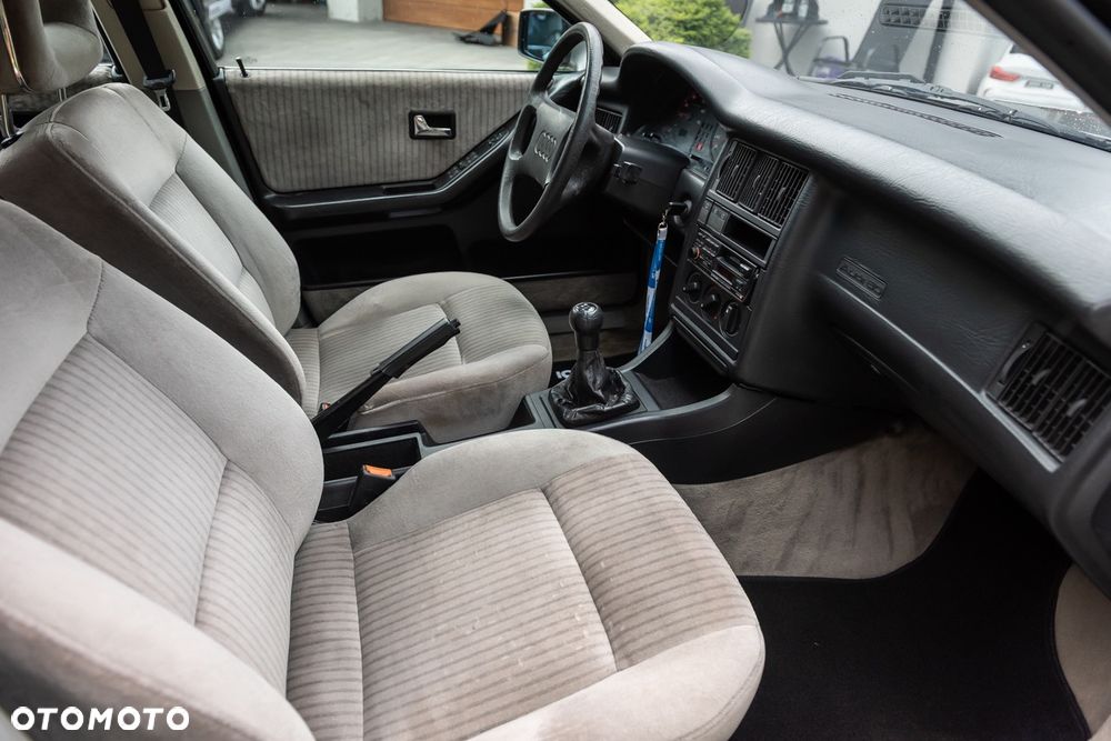 Audi 80 1.8 E - 7