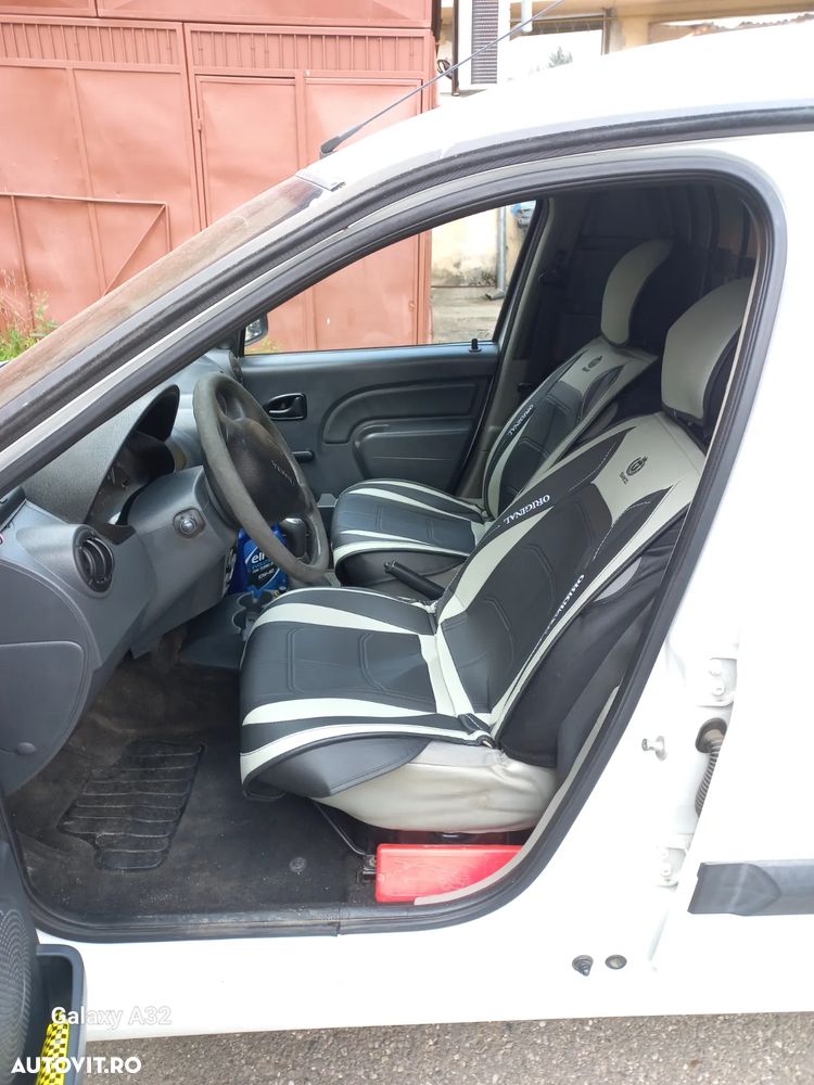 Dacia Logan Express 1.5 dCi - 11