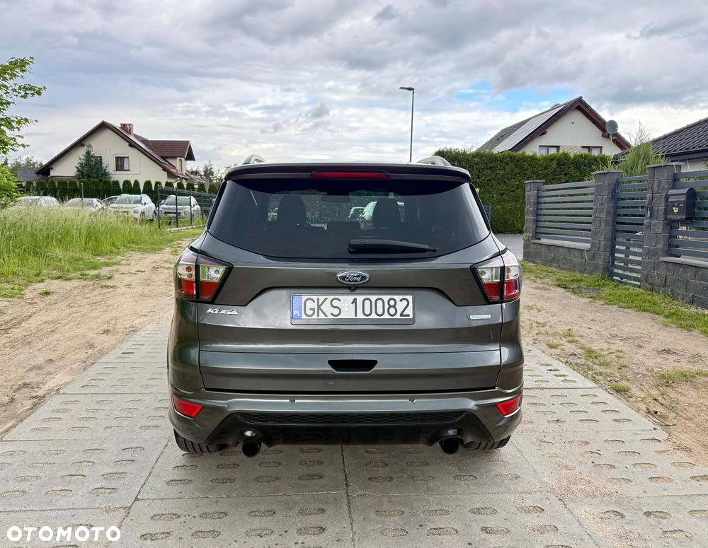 Ford Kuga 1.5 EcoBoost 2x4 ST-Line - 23