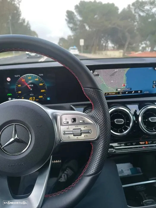 Mercedes-Benz A 200 Limousine AMG Line - 4