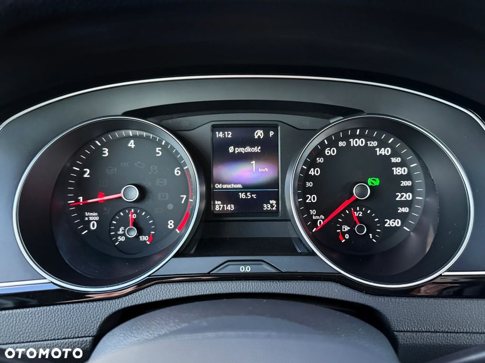 Volkswagen Passat 1.5 TSI EVO Business DSG - 31