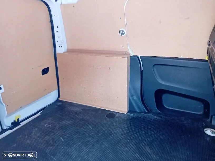 Toyota Proace City L1 IVA Dedutivel - 7