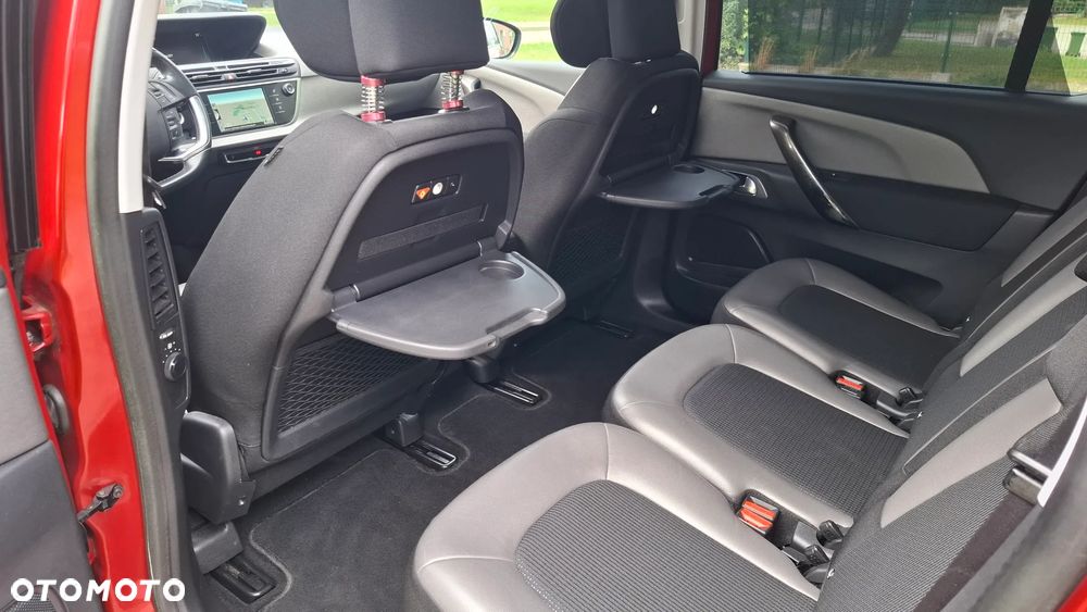 Citroën C4 Grand Picasso BlueHDi 150 EAT6 Exclusive - 24