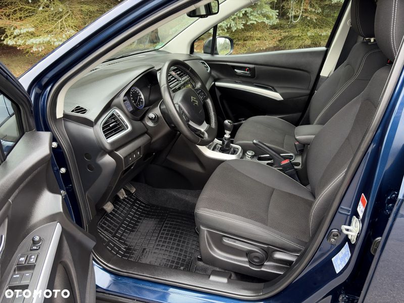 Suzuki SX4 - 9