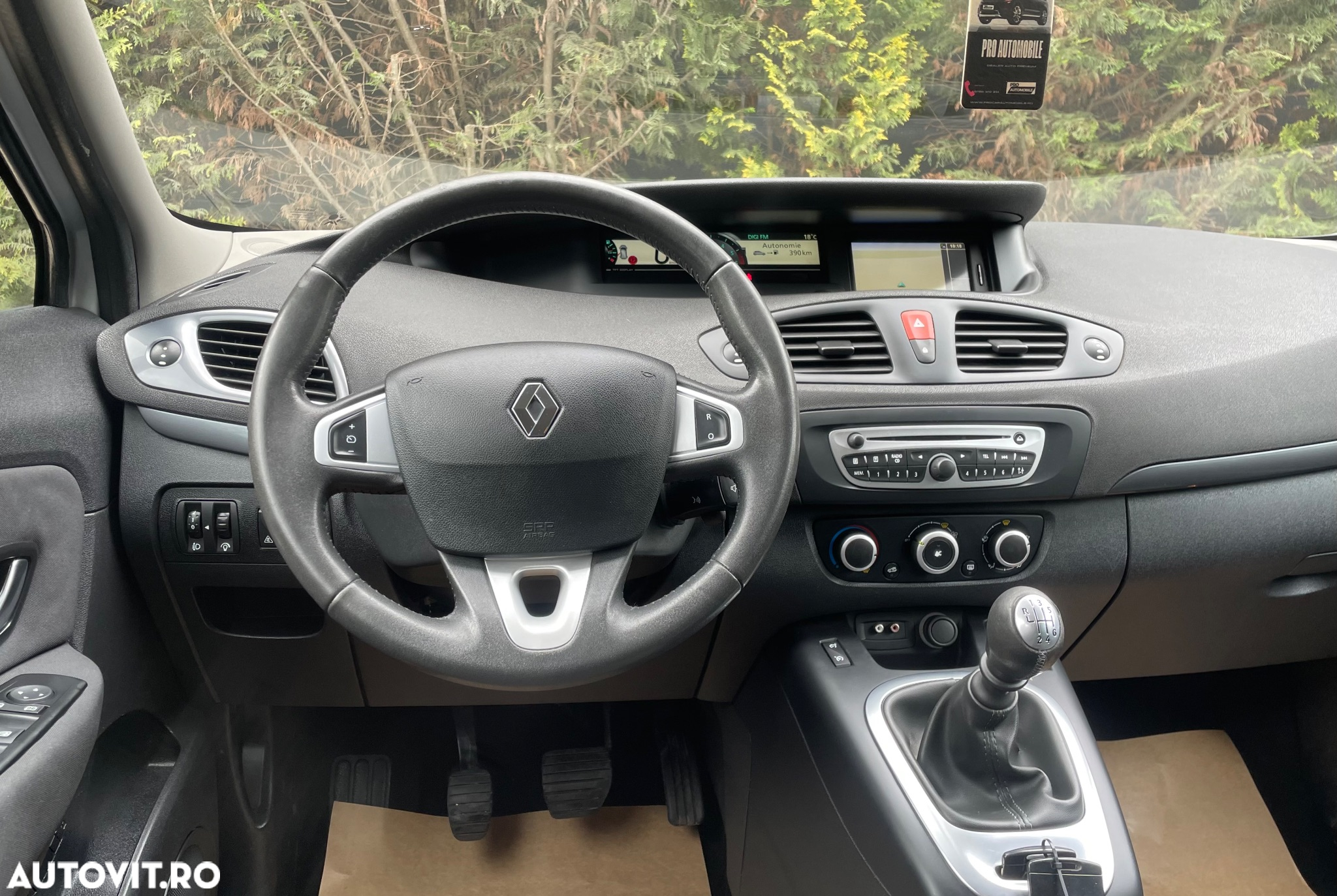 Renault Grand Scenic ENERGY dCi 110 Start & Stop Dynamique - 8