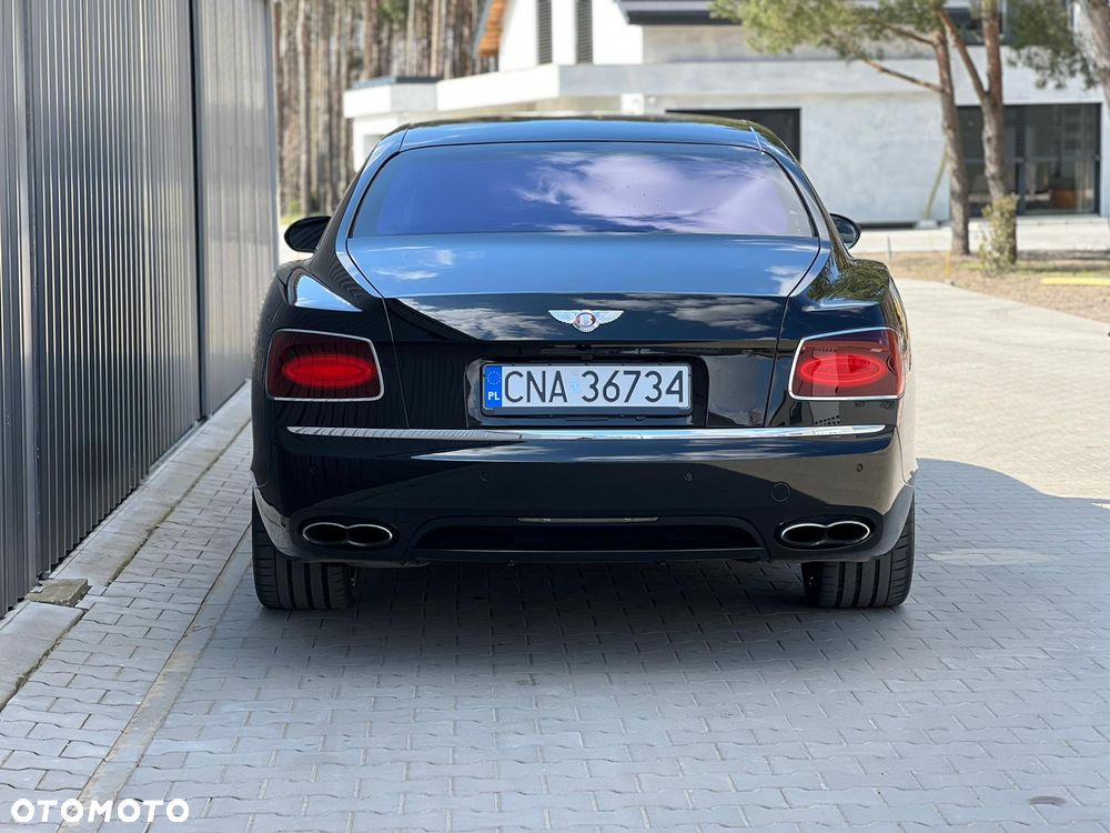Bentley Flying Spur V8 S - 4