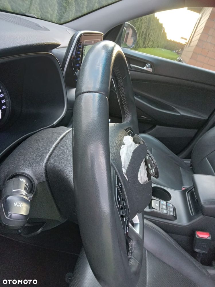 Hyundai Tucson blue 1.6 CRDi 2WD DCT Premium - 19