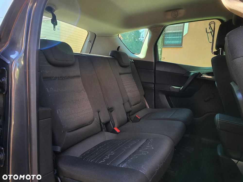 Opel Meriva - 9