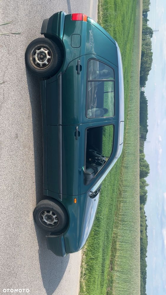 Volkswagen Golf 1.6 - 5