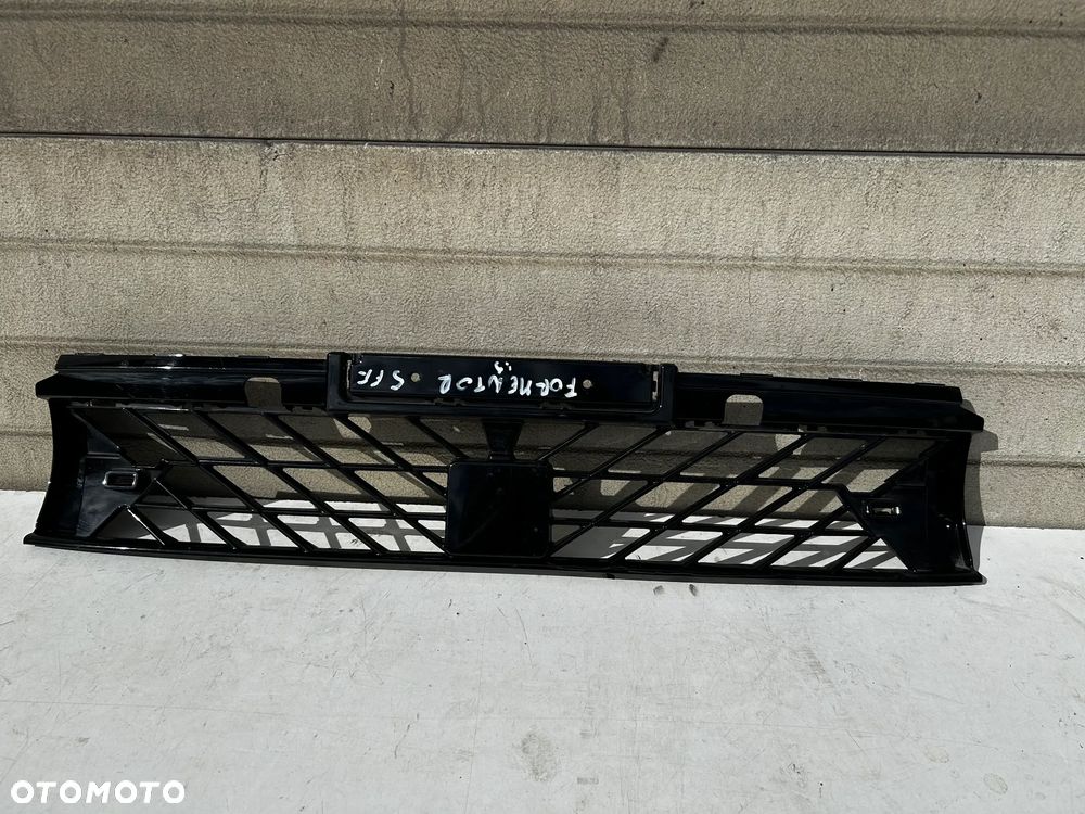 Cupra Formentor 5FF KRATKA ŚRODKOWA ZDERZAKA 5FF853667